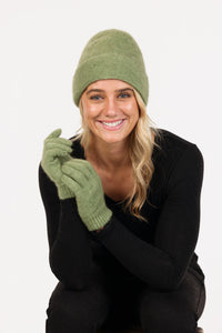 Plain Glove