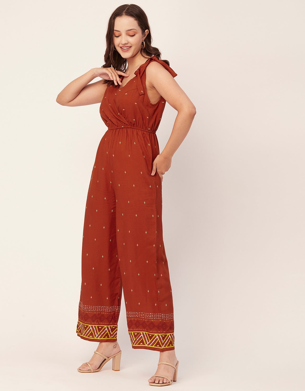 Sleeveless Tie-Up V-Neck Romper