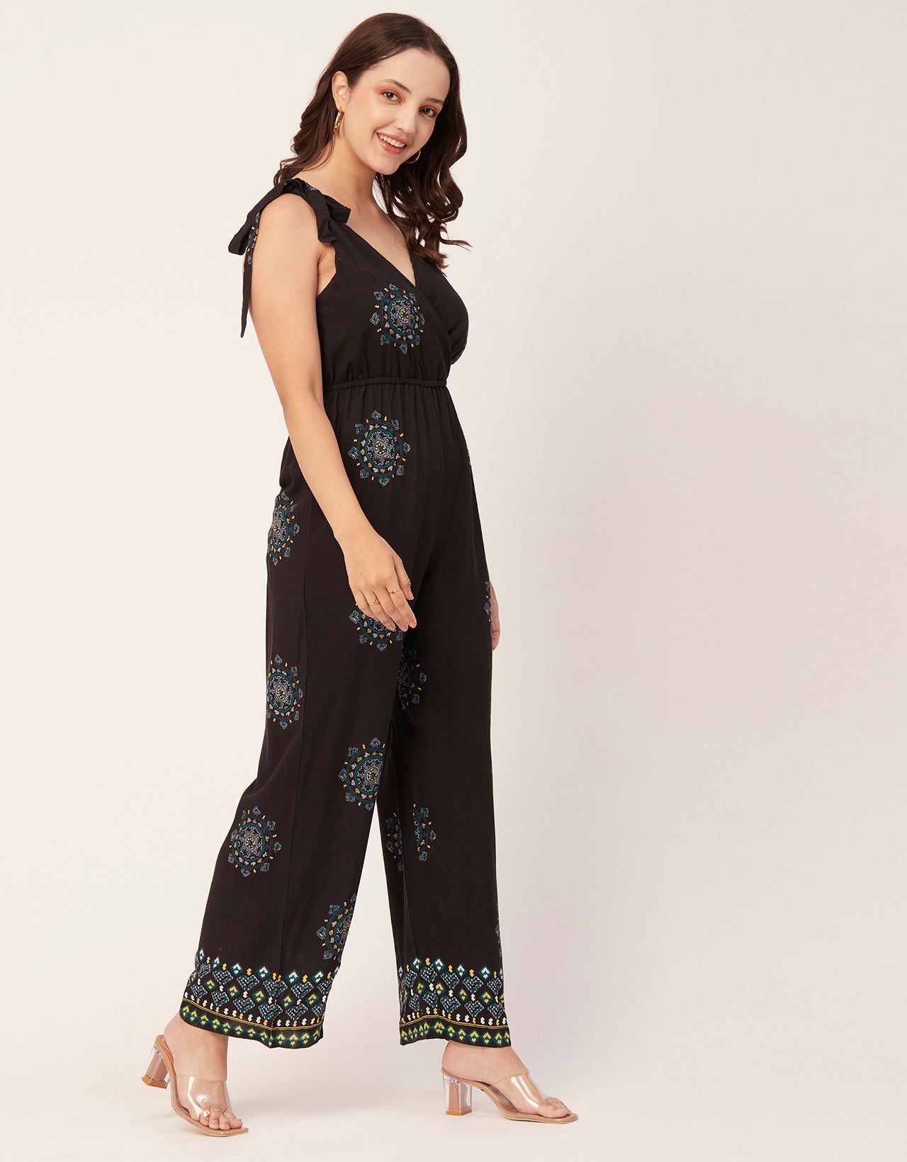 Sleeveless Tie-Up V-Neck Romper