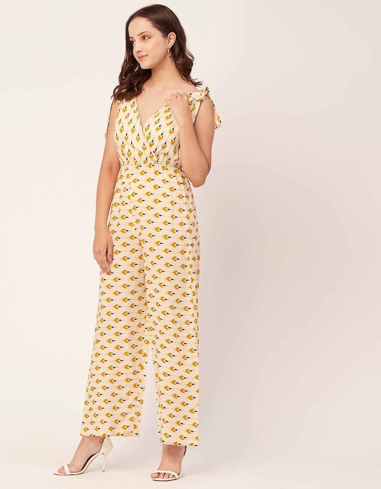 Sleeveless Tie-Up V-Neck Romper