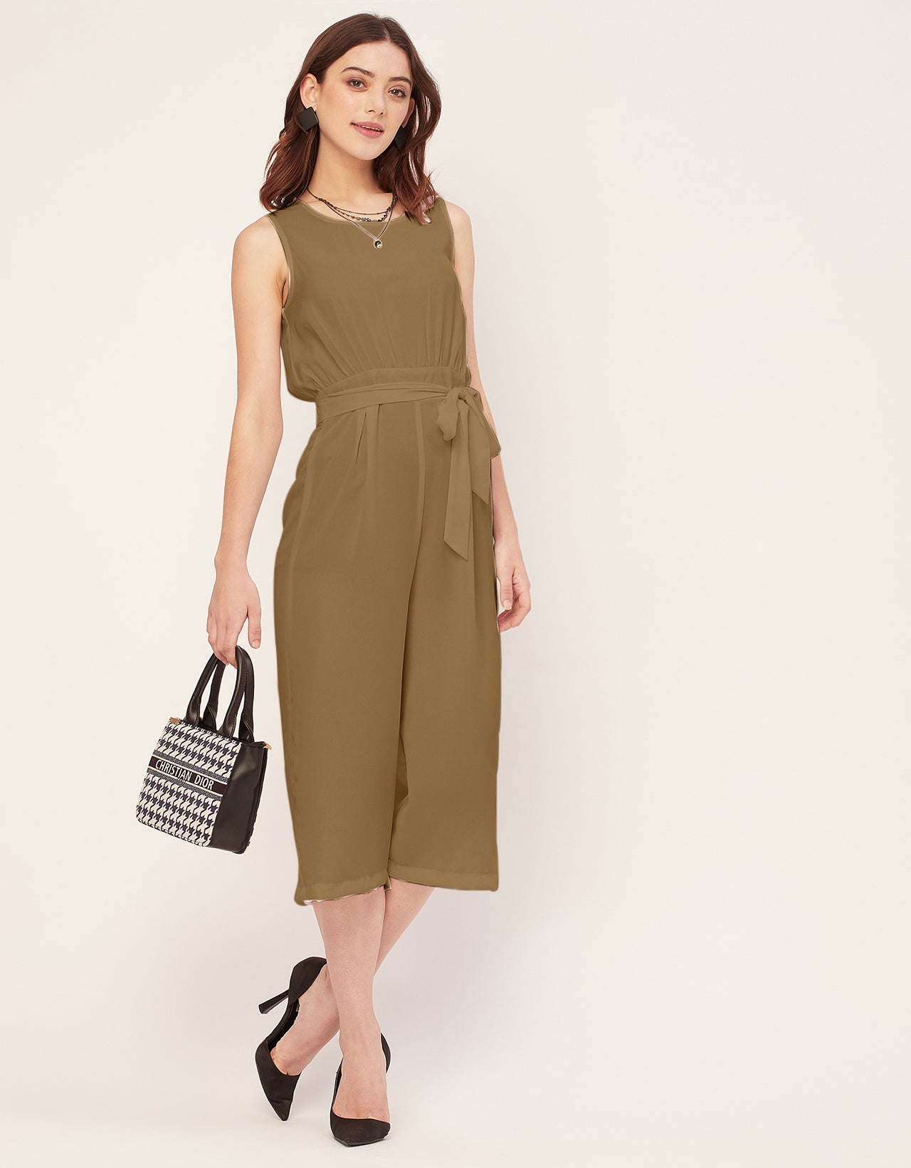 Elegant Solid Georgette Sleeveless quarter sleeve Jumpsuit