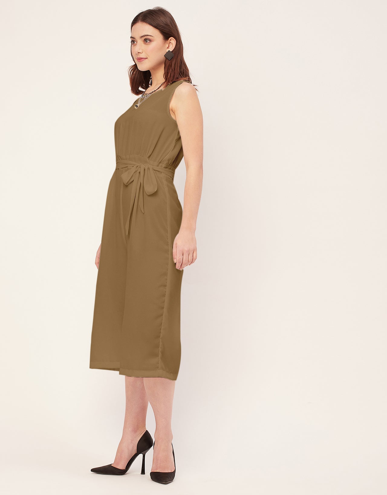 Elegant Solid Georgette Sleeveless quarter sleeve Jumpsuit