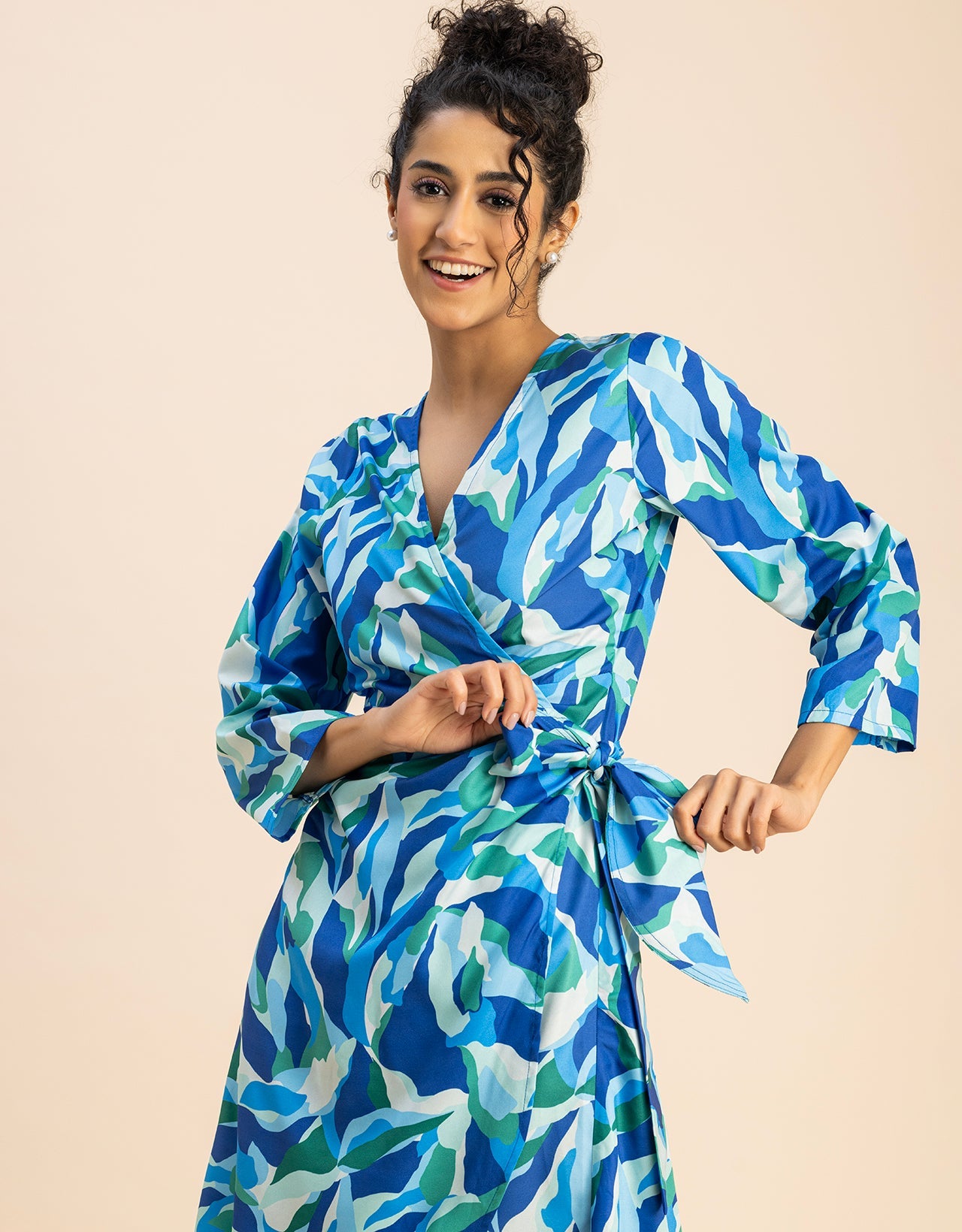 Long Sleeve V Neck Wrap Printed Dress