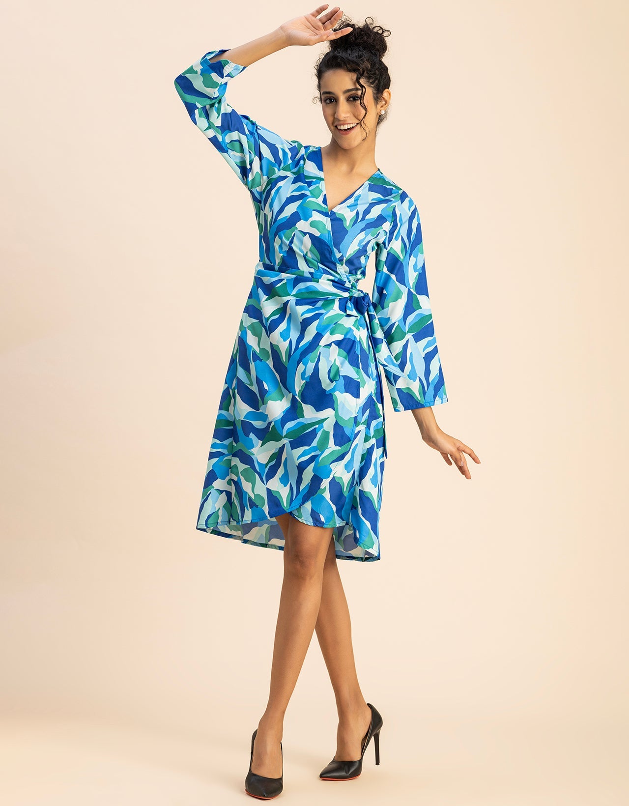 Long Sleeve V Neck Wrap Printed Dress