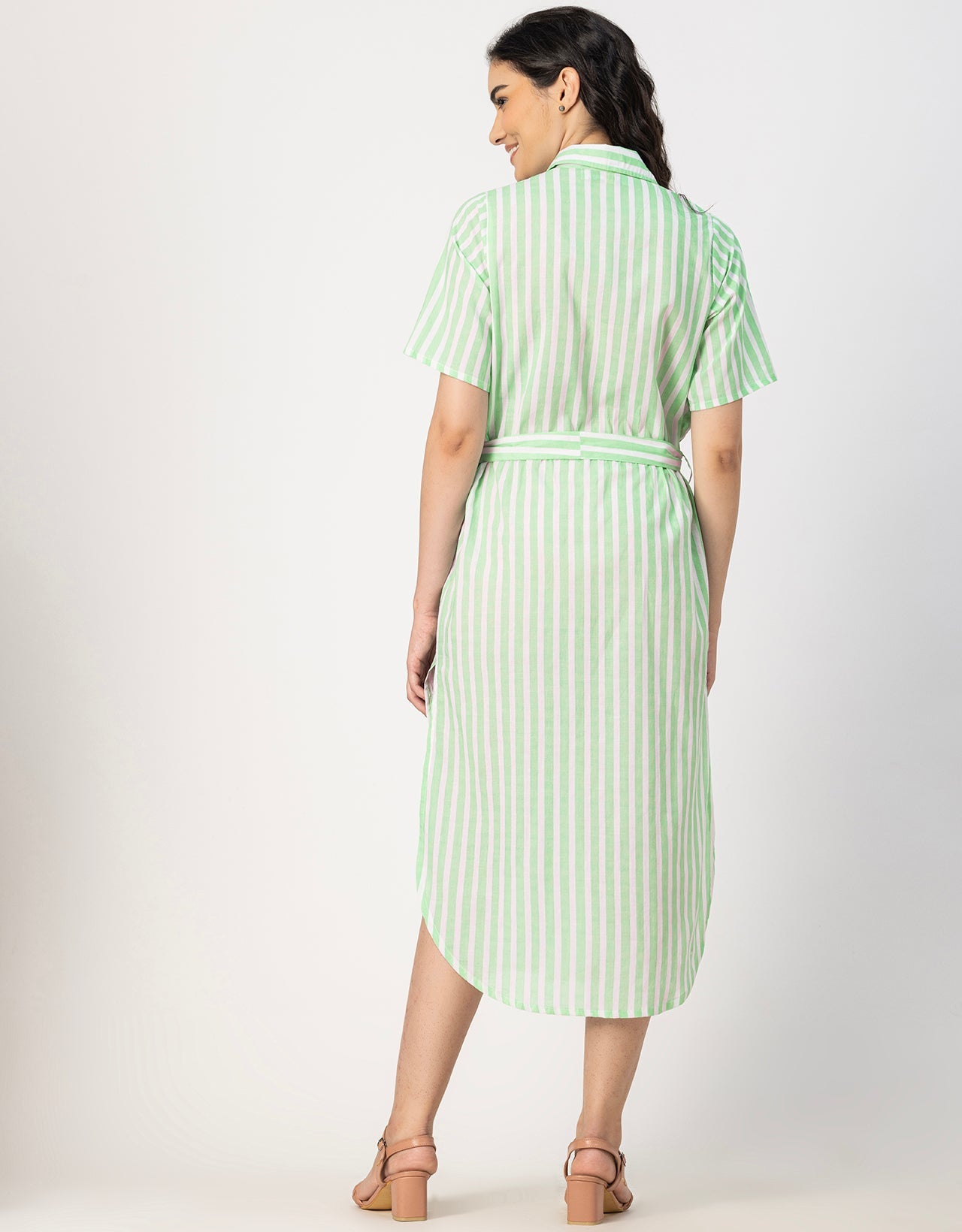 Short Sleeve Spread Collar Cotton Dress