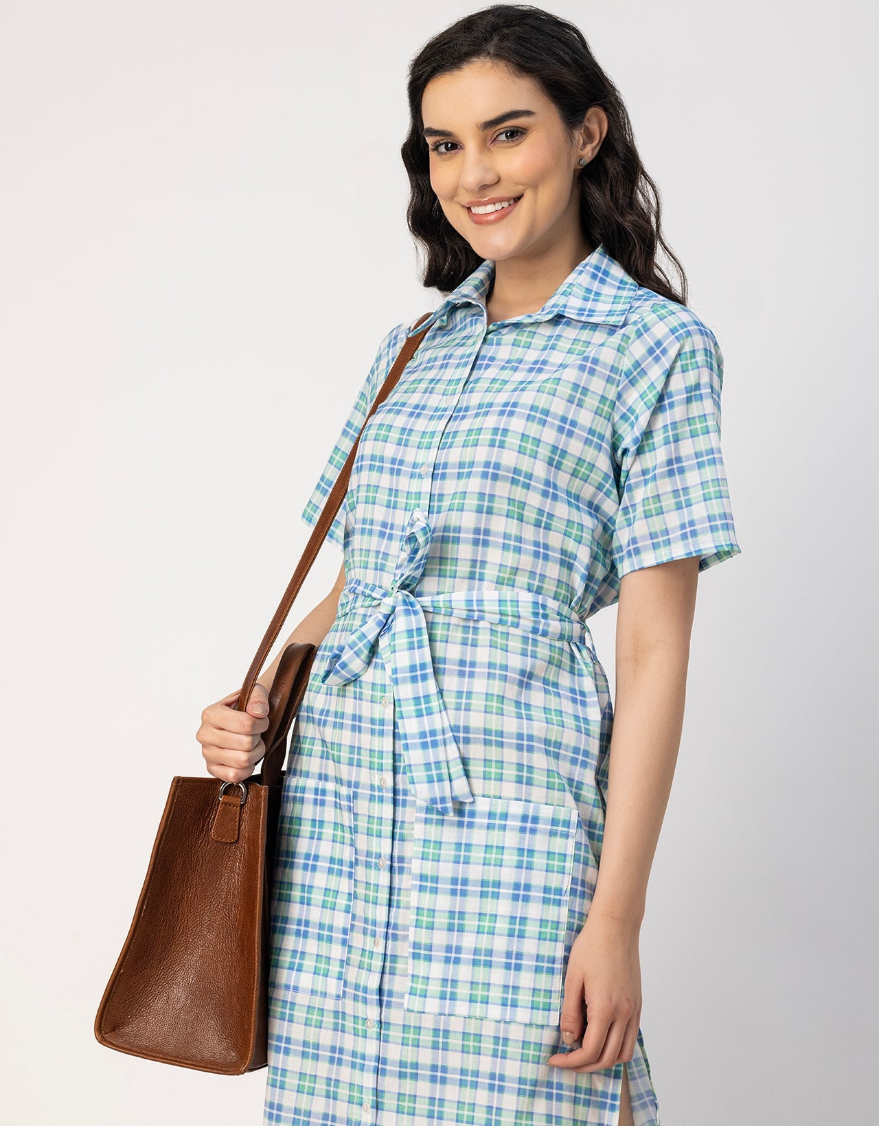 Short Sleeve Spread Collar Cotton Dress