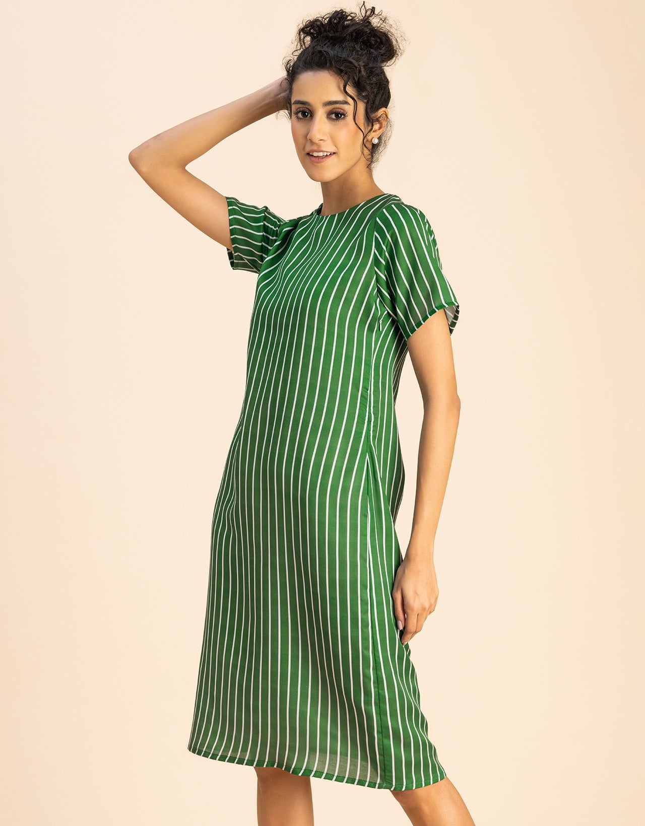 Short Sleeve Round Neck Printed Dress