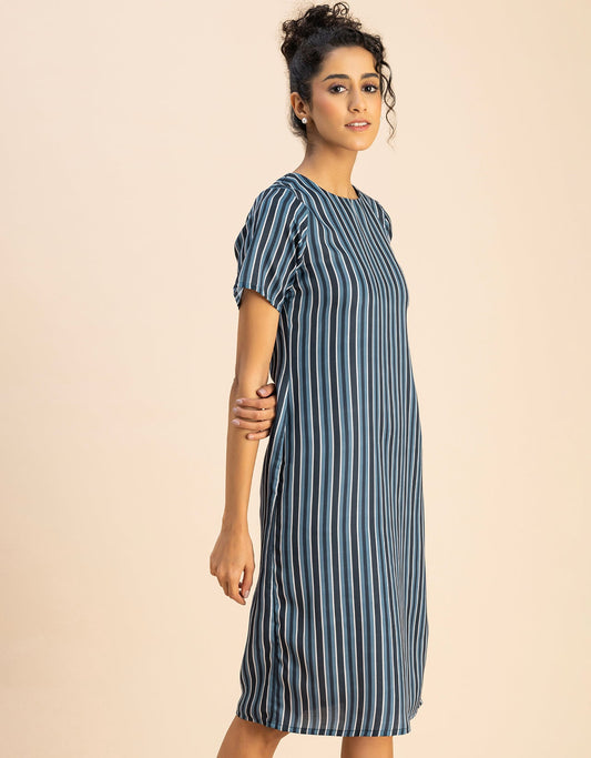 Short Sleeve Round Neck Printed Dress