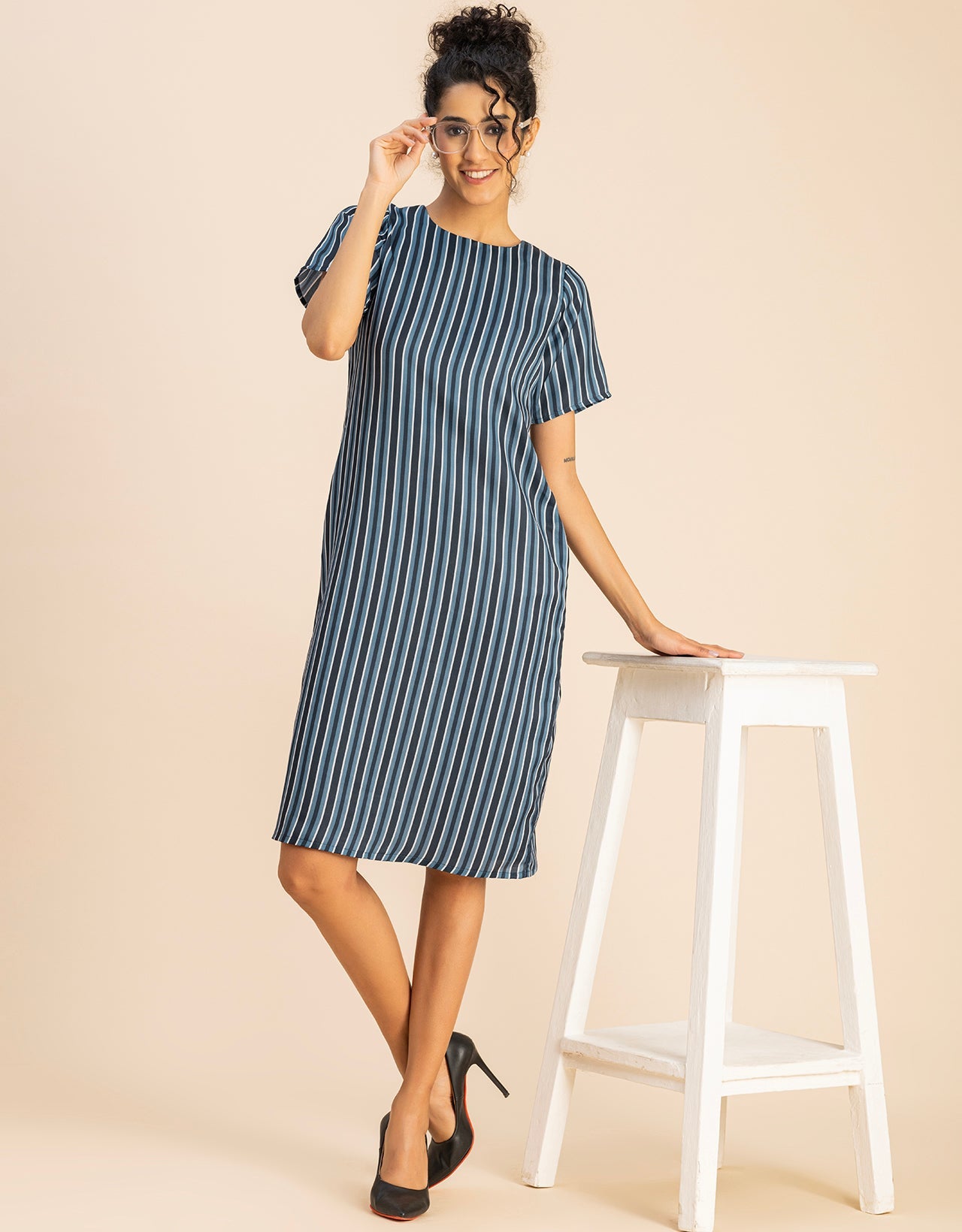 Short Sleeve Round Neck Printed Dress