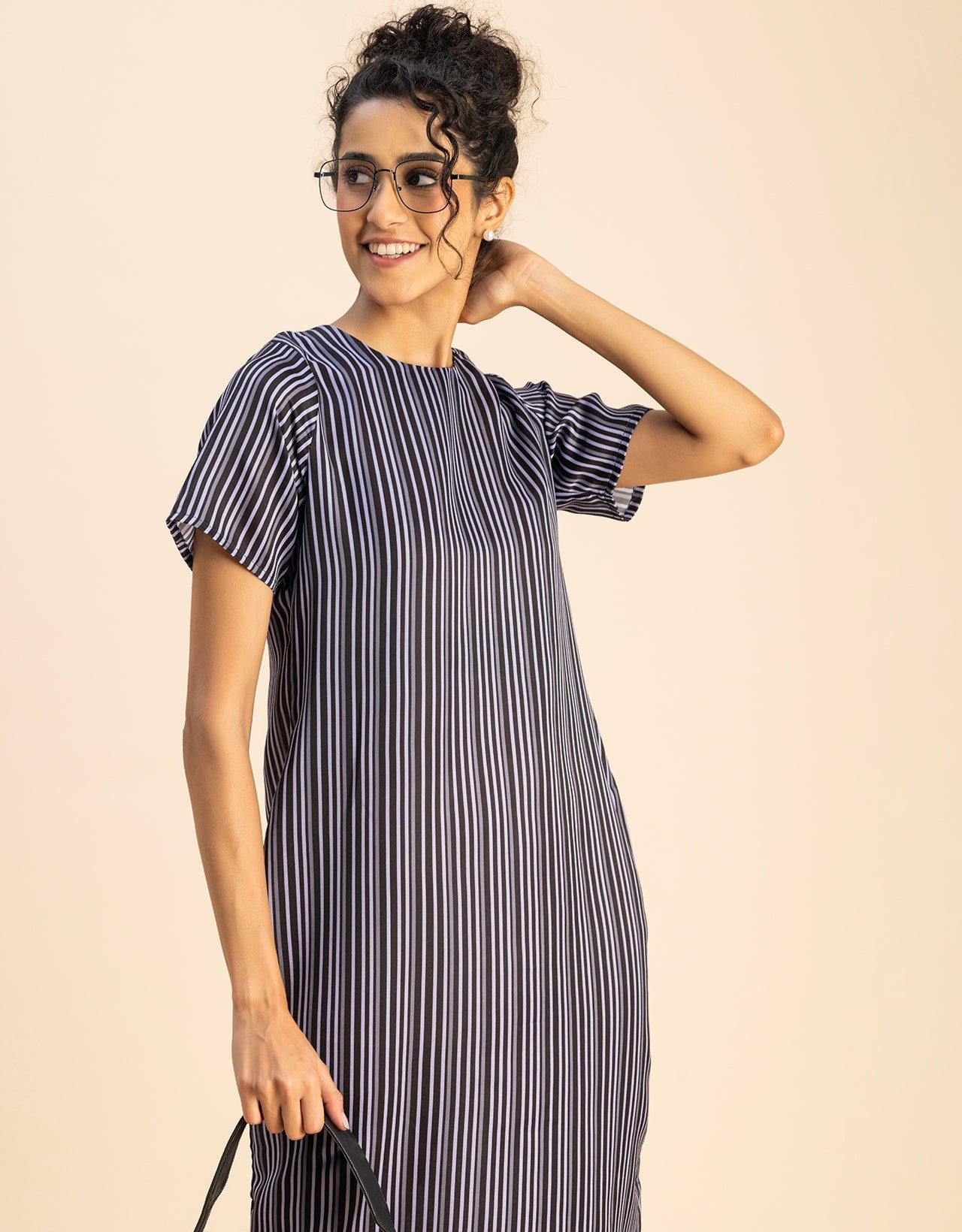 Short Sleeve Round Neck Printed Dress