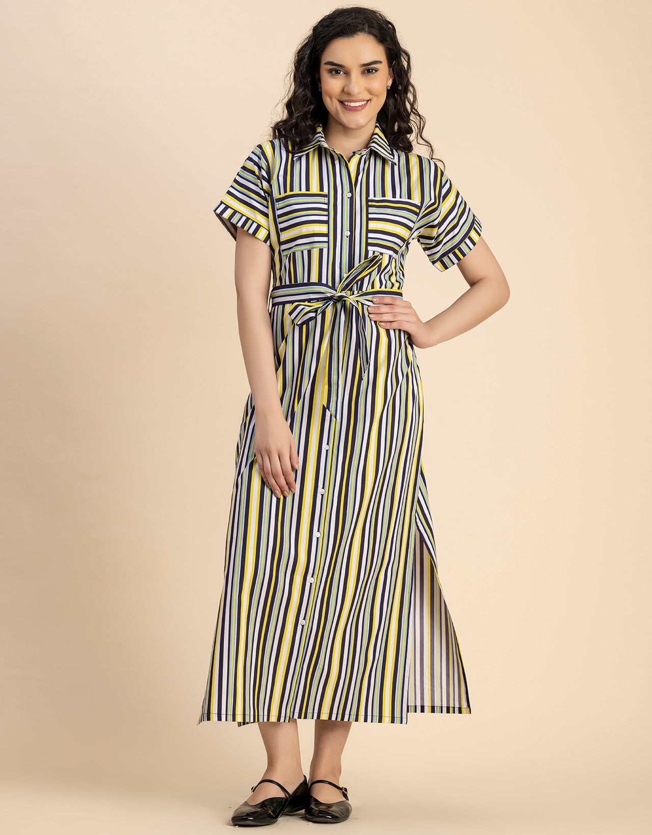Short Sleeve Spread Collar Cotton Dress