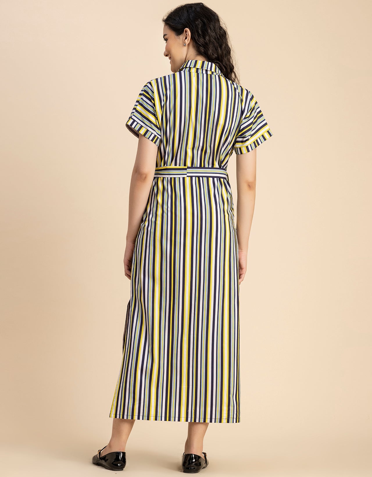 Short Sleeve Spread Collar Cotton Dress