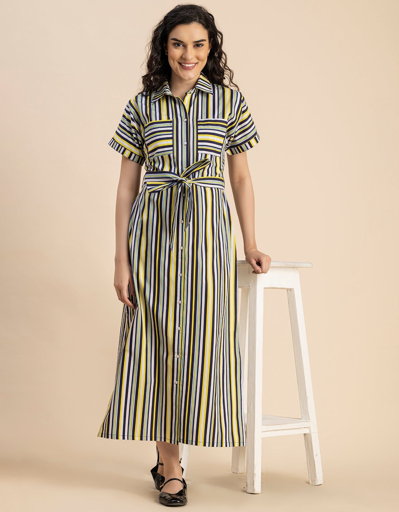 Short Sleeve Spread Collar Cotton Dress