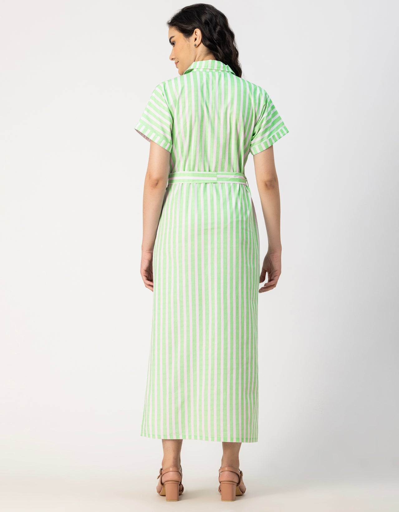 Short Sleeve Spread Collar Cotton Dress