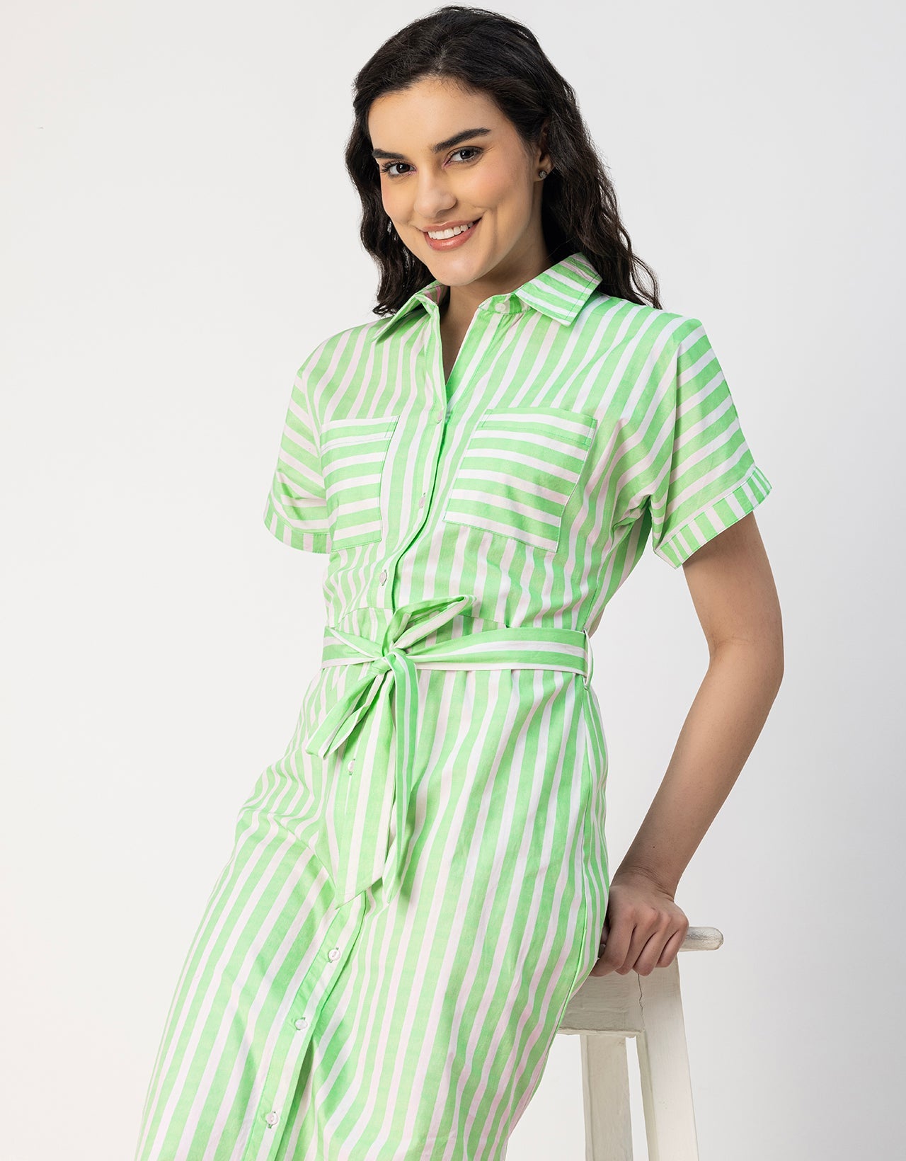 Short Sleeve Spread Collar Cotton Dress