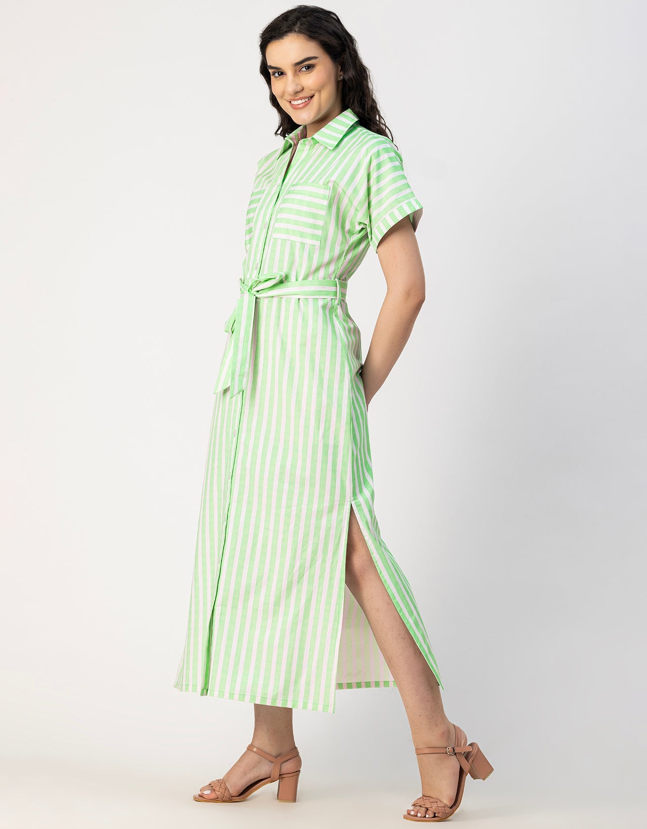 Short Sleeve Spread Collar Cotton Dress