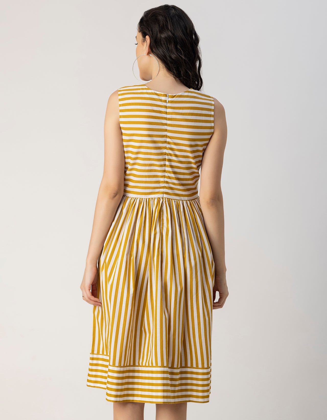 Sleeveless Round Neck Cotton Dress