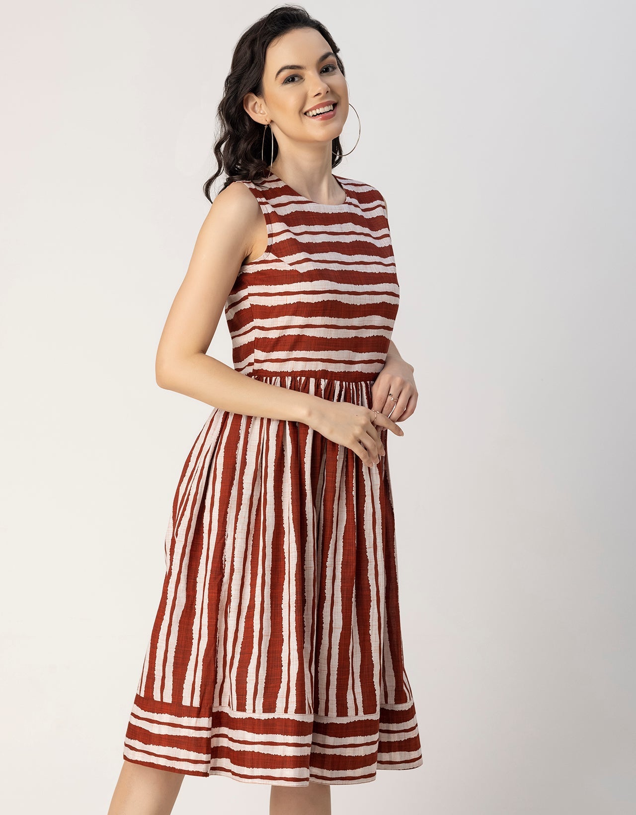 Sleeveless Round Neck Cotton Dress