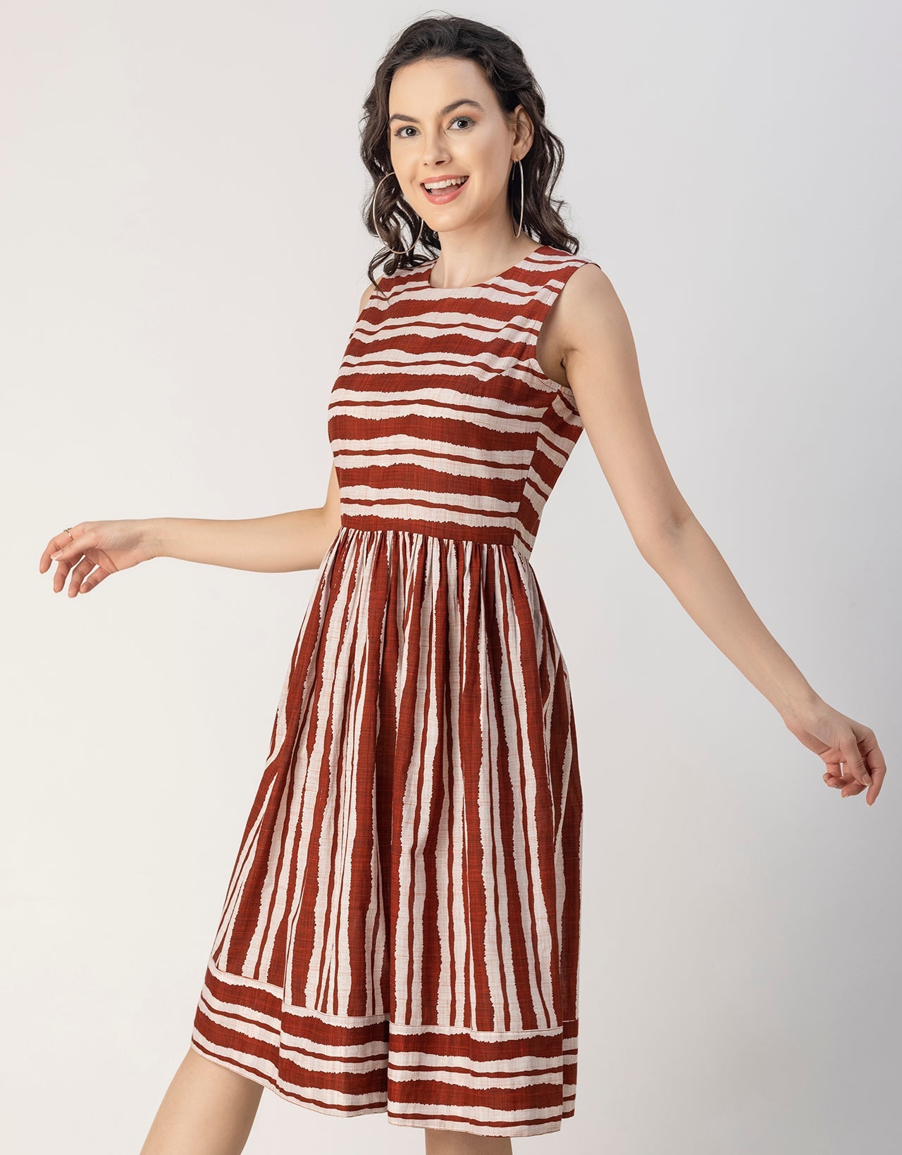 Sleeveless Round Neck Cotton Dress