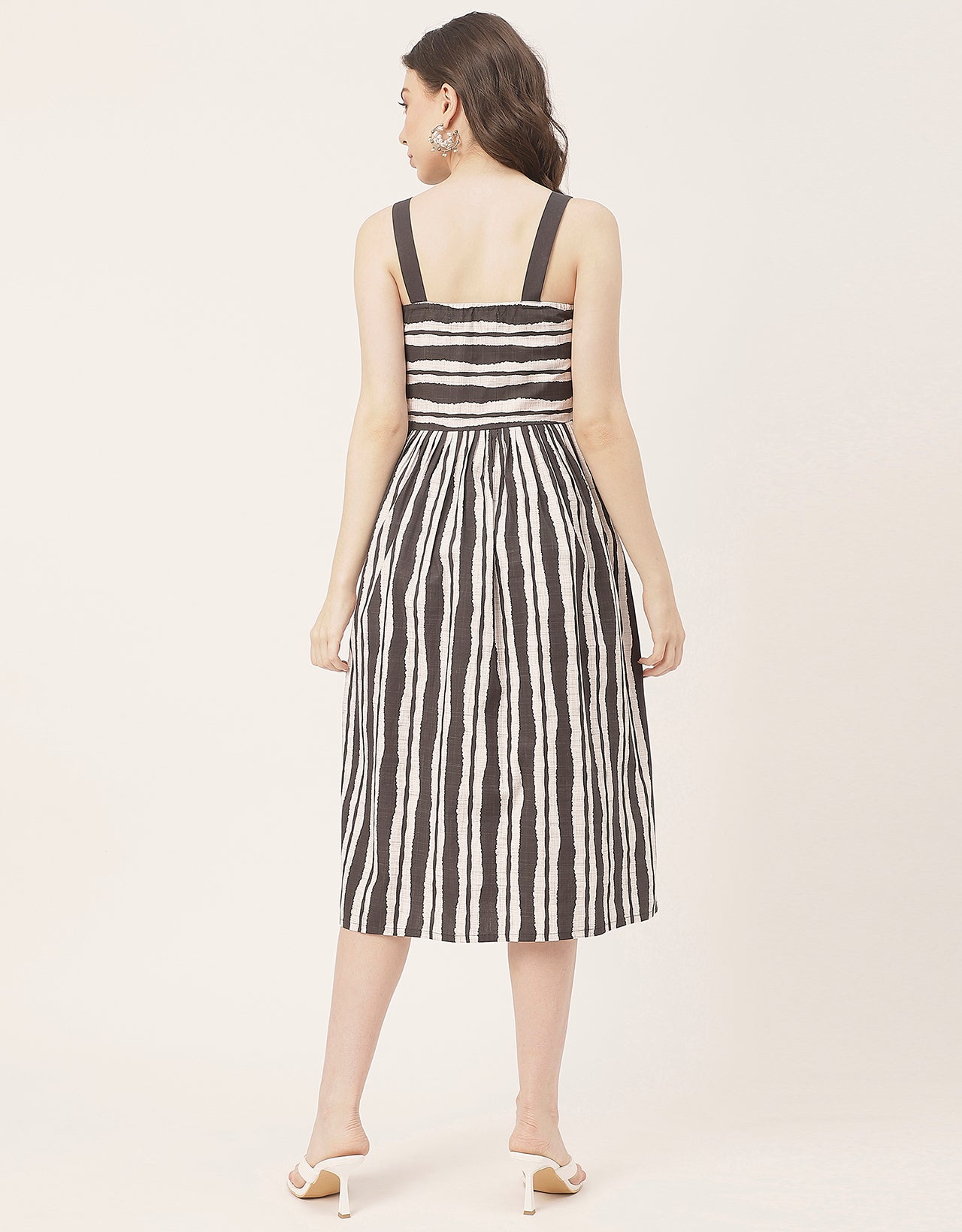 Sleeveless Square Neck Fit And Flare Cotton Dress
