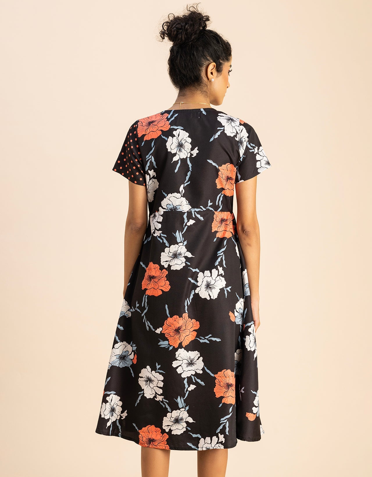 Short Sleeve V Neck A-Line Printed Dress