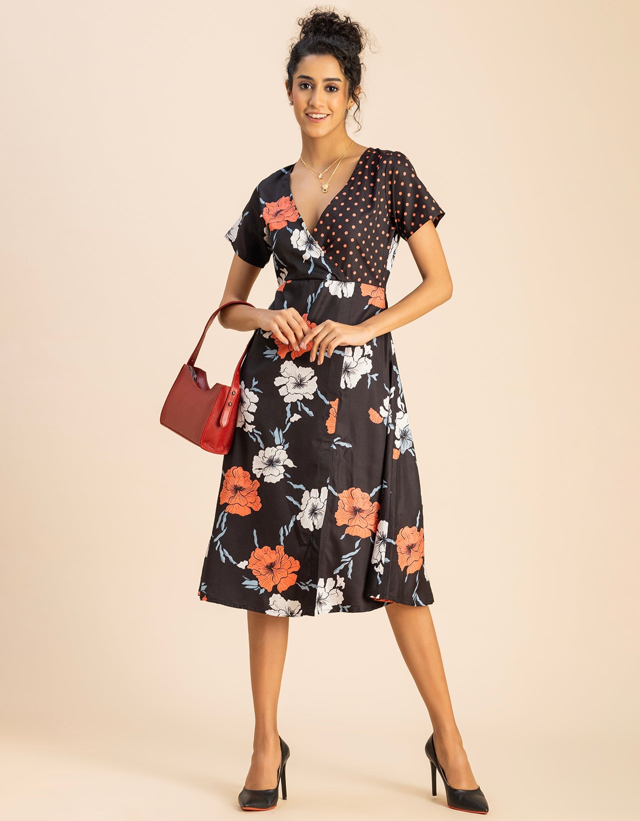 Short Sleeve V Neck A-Line Printed Dress