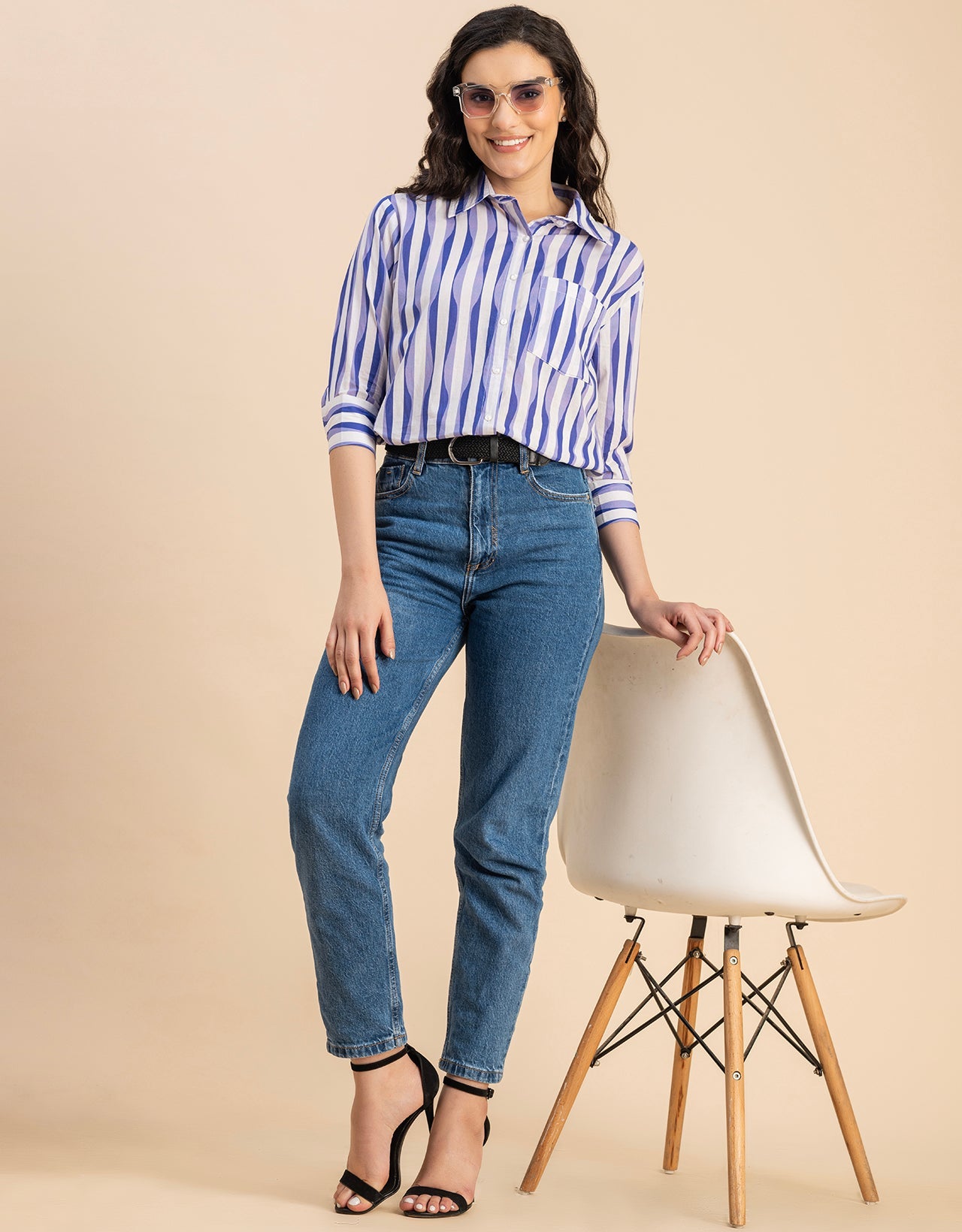 Cuff Sleeves Spread Collar Cotton Shirt