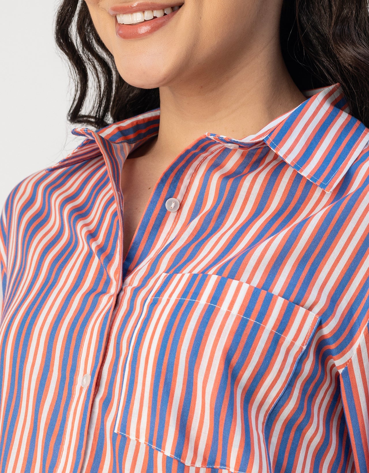 Cuff Sleeves Spread Collar Cotton Shirt