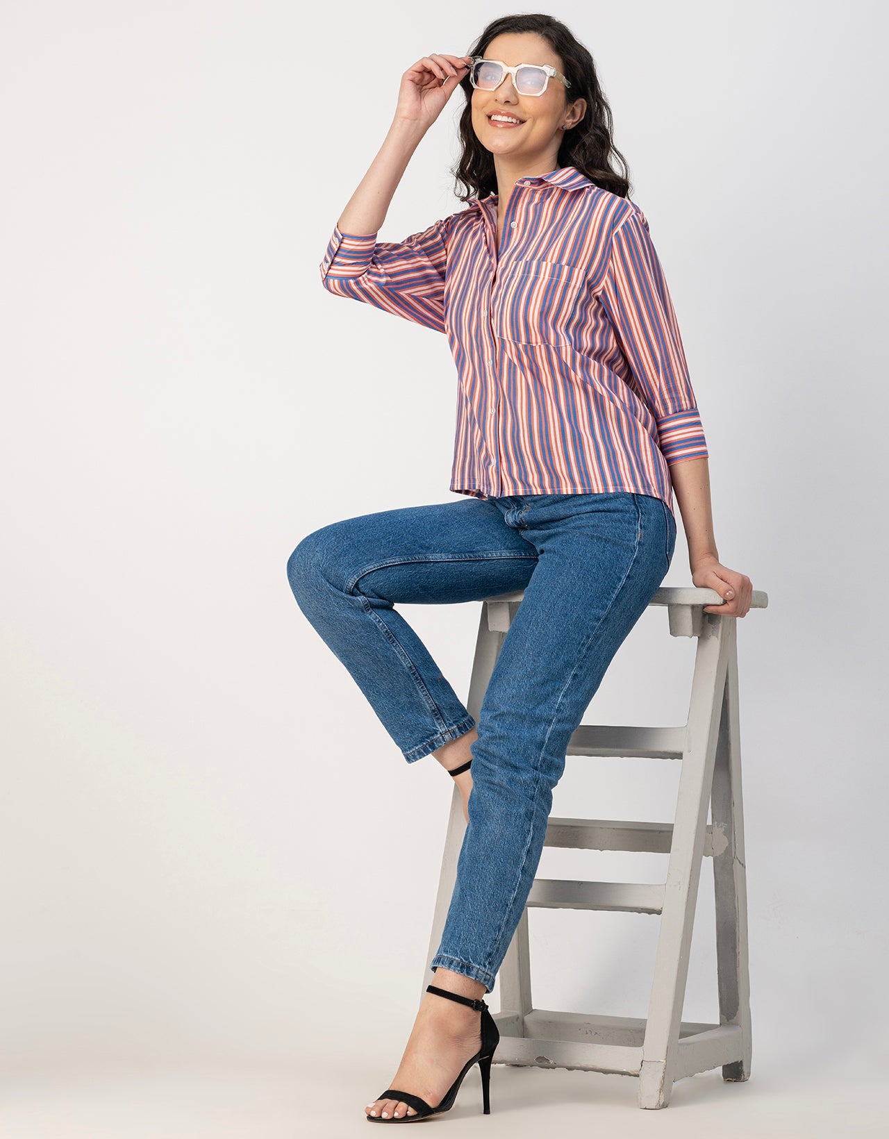 Cuff Sleeves Spread Collar Cotton Shirt