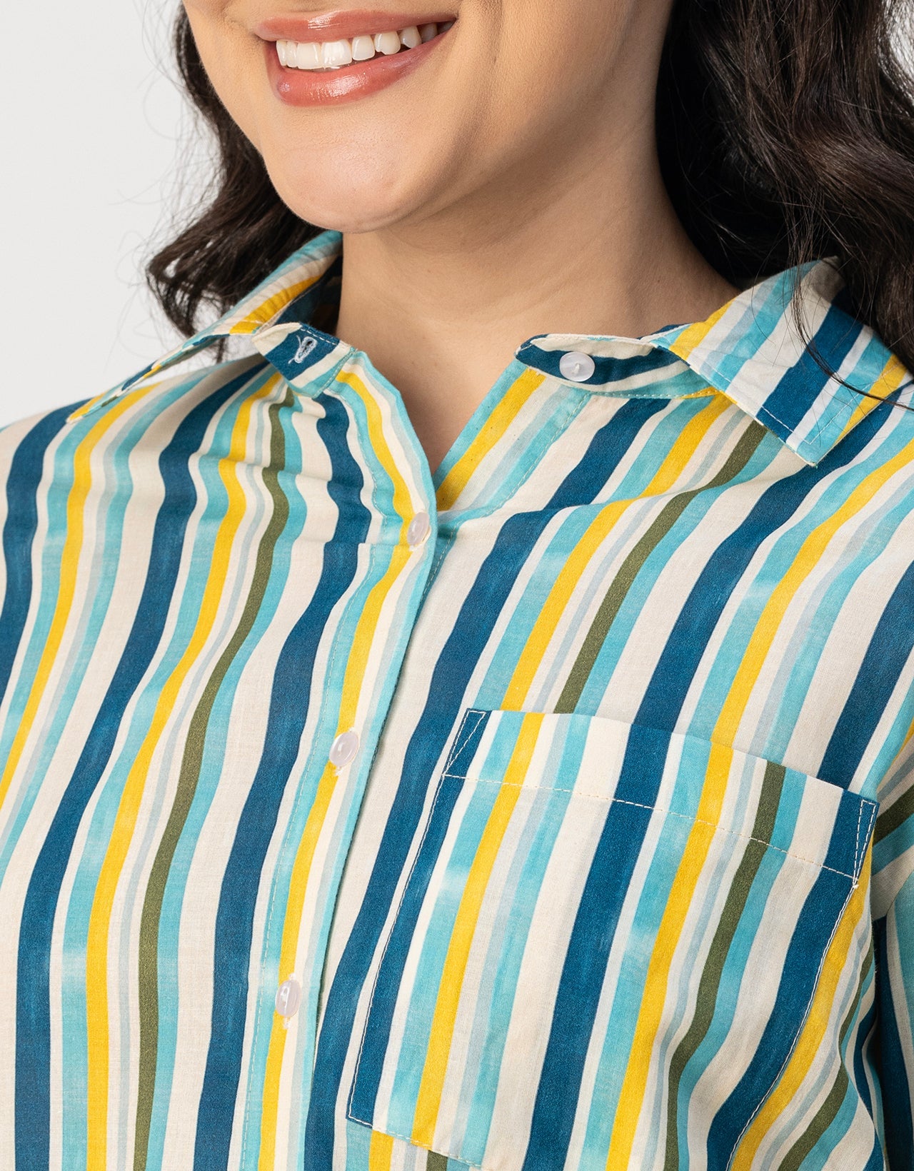 Cuff Sleeves Spread Collar Cotton Shirt