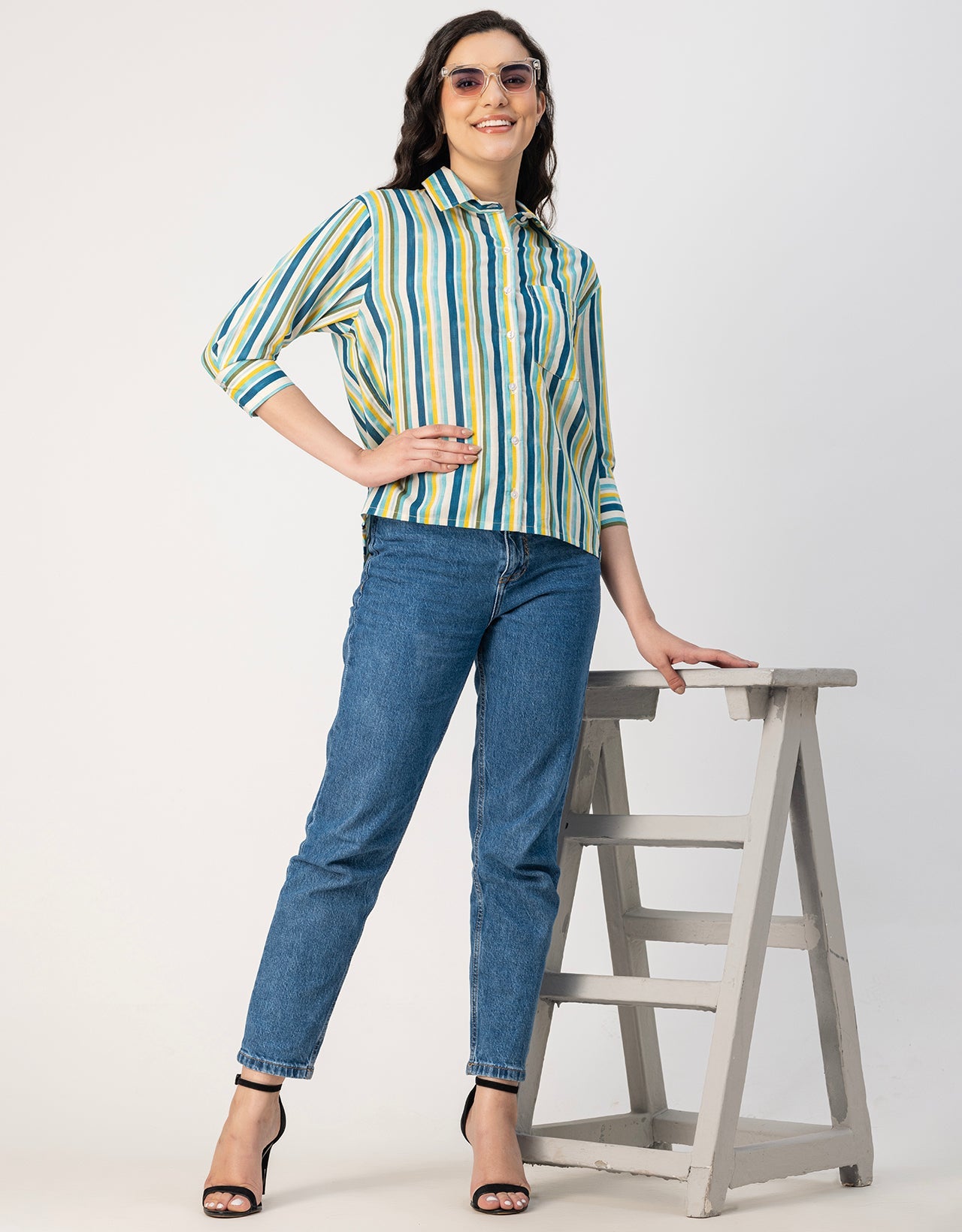 Cuff Sleeves Spread Collar Cotton Shirt