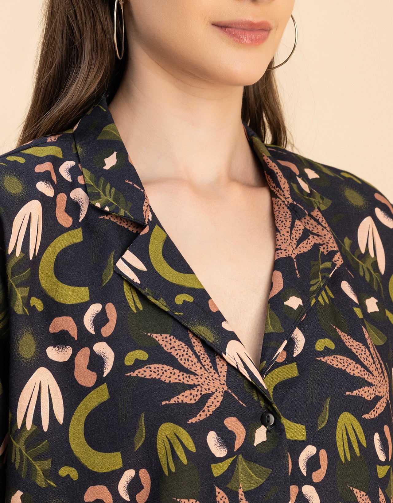 Short Sleeves Notch Collar Rayon Shirt