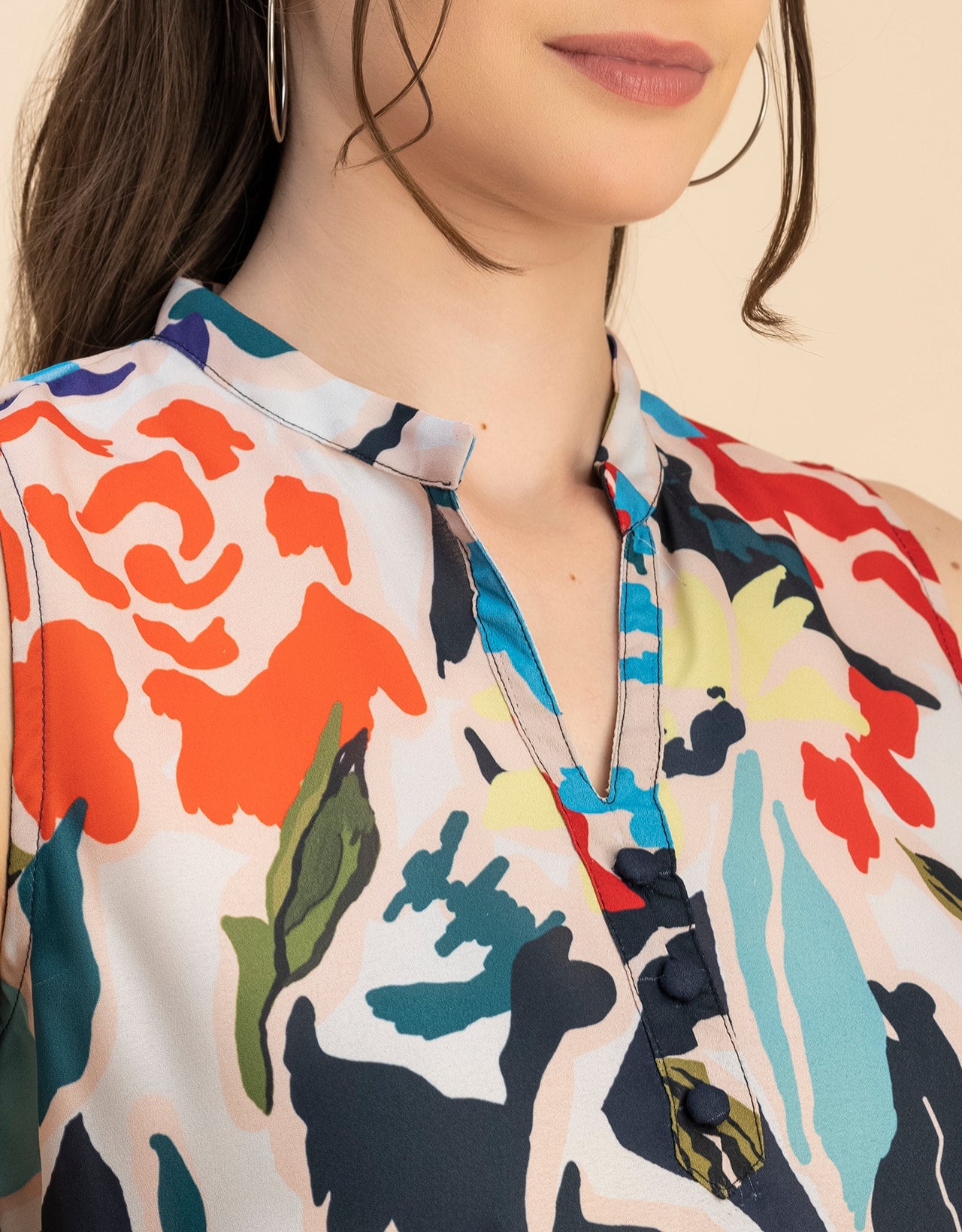 Sleeveless Mandarin Collar Printed Georgette Top