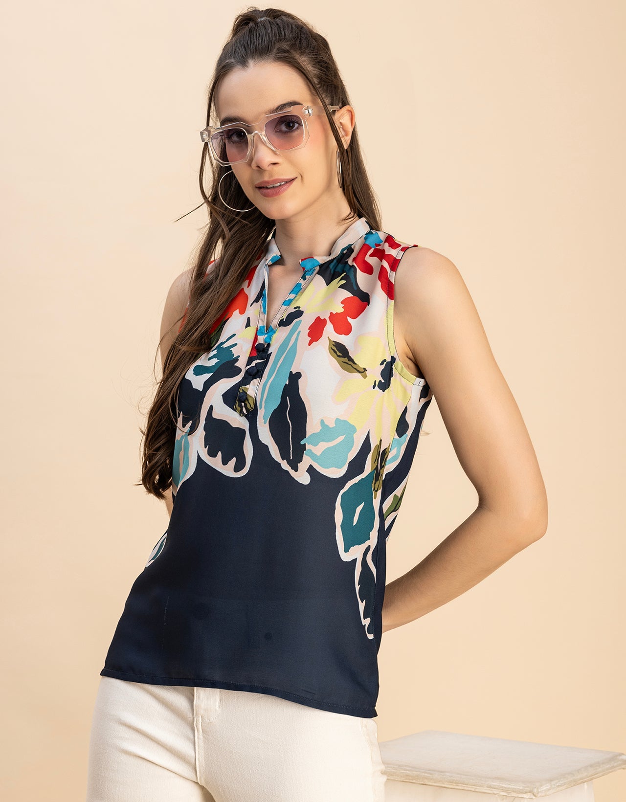 Sleeveless Mandarin Collar Printed Georgette Top