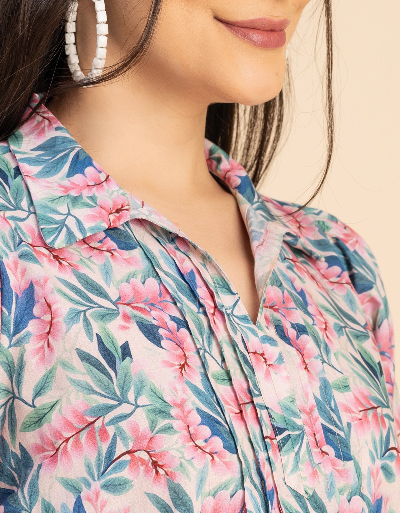 Spread Collar Pin Tucks Cotton Top