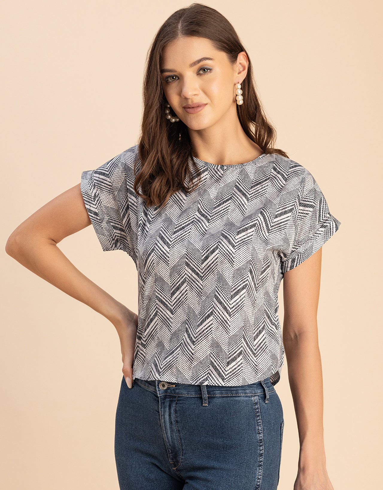 Round Neck Short Sleeve Printed Loose Fit Top
