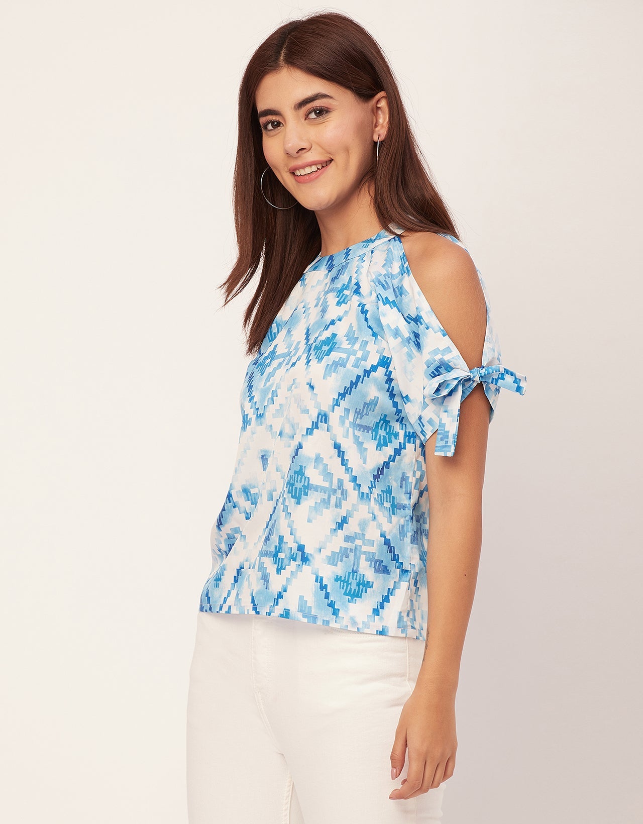 Cold Shoulder Band Collar Short Sleeve Printed Top