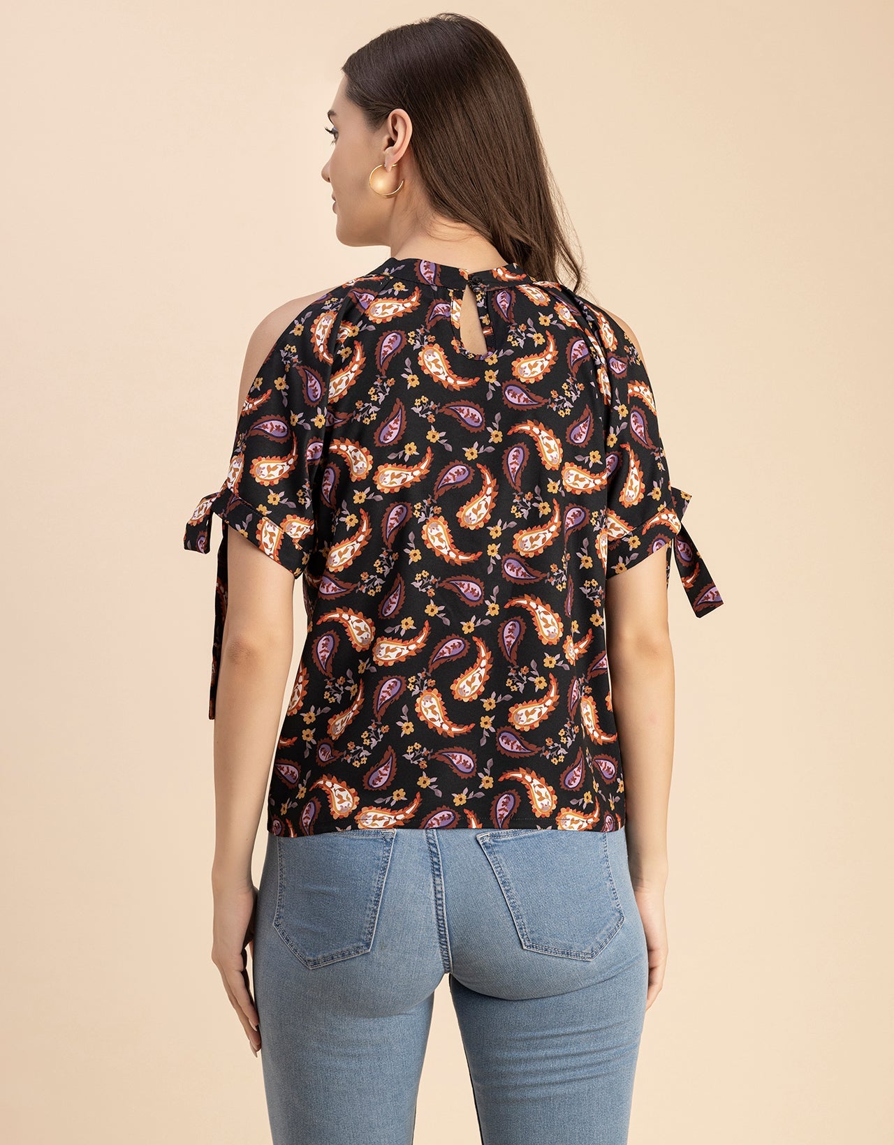 Cold Shoulder Band Collar Short Sleeve Printed Top