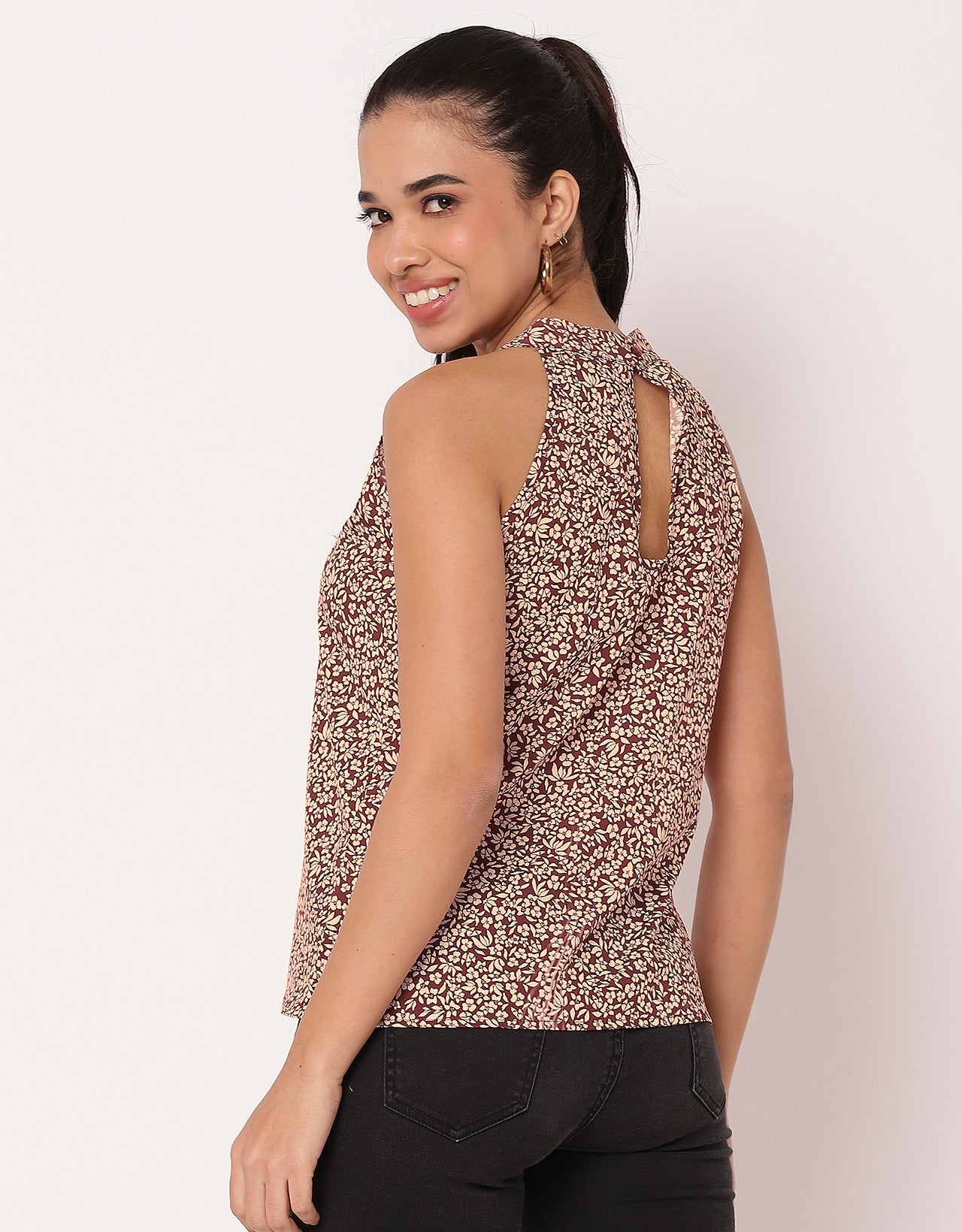Sleeveless Halter Neck Printed Loose Fit Top