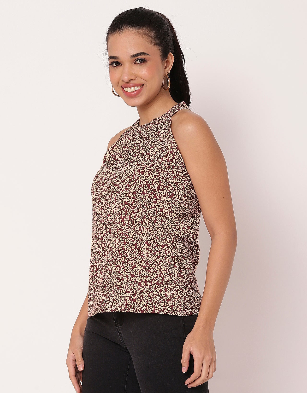 Sleeveless Halter Neck Printed Loose Fit Top