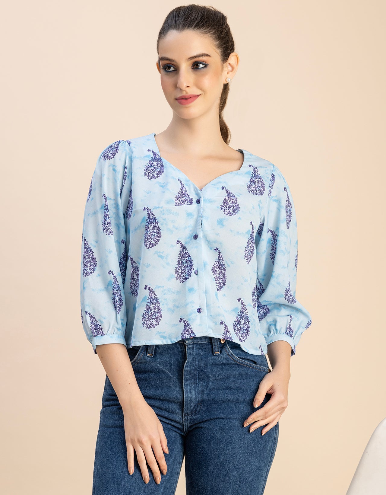 Elegant Printed Sweetheart Neck Georgette Top