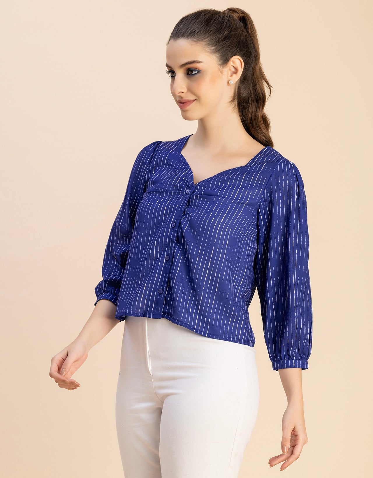 Elegant Printed Sweetheart Neck Georgette Top