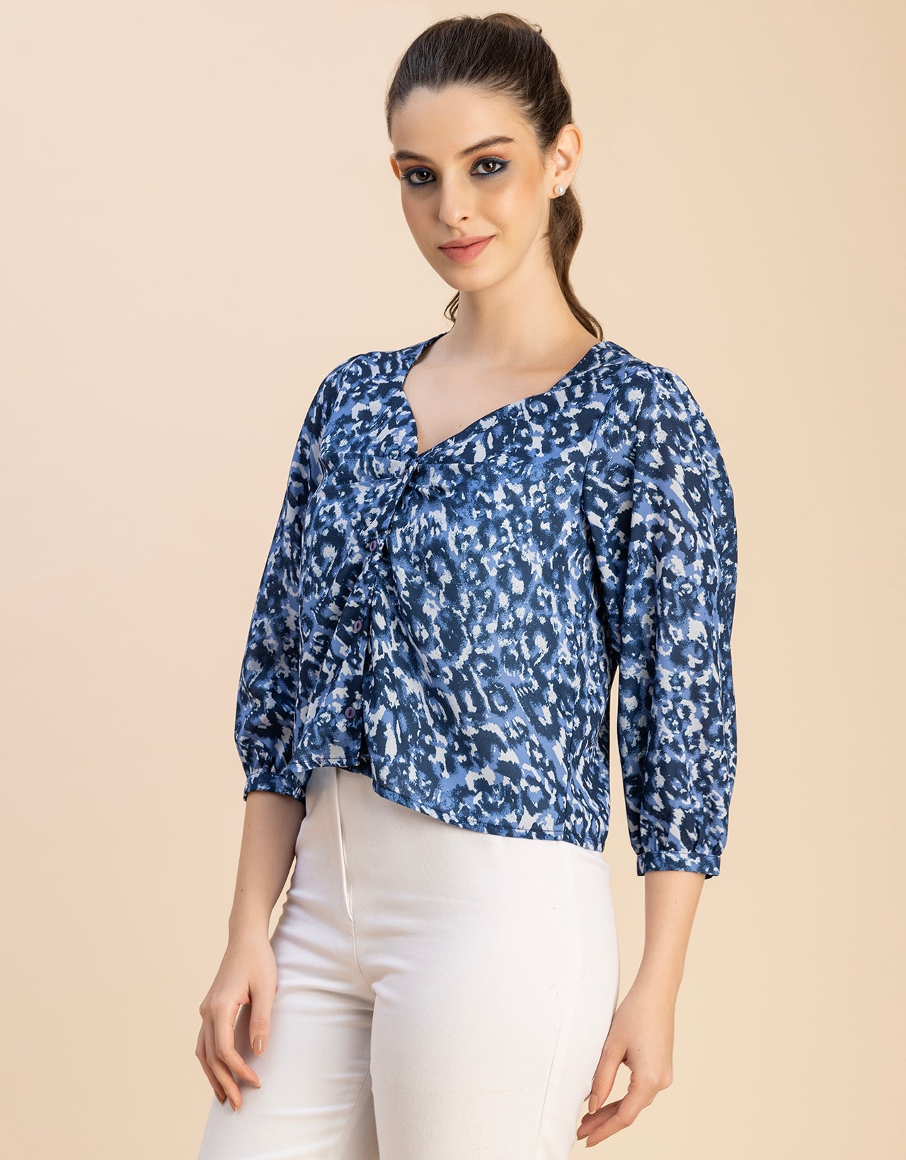 Elegant Printed Sweetheart Neck Georgette Top