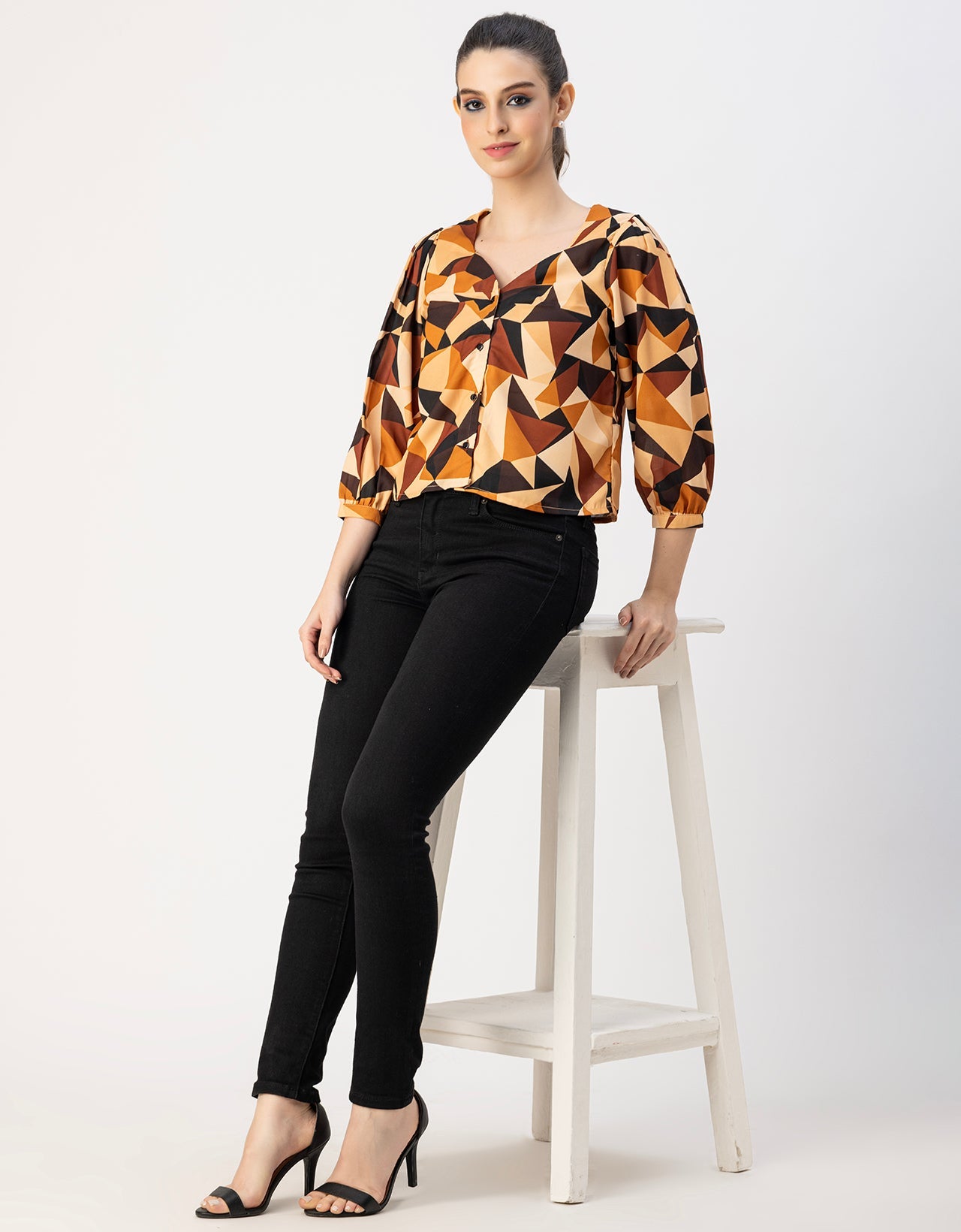 Elegant Printed Sweetheart Neck Georgette Top