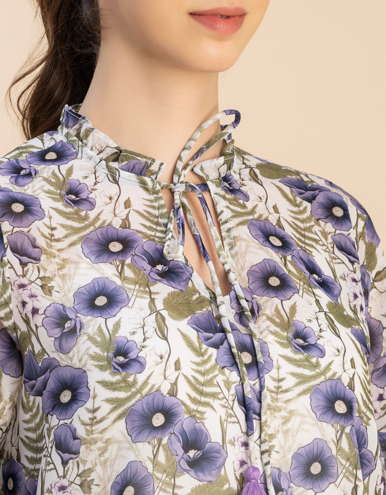 Fashionable V Neck/Tie Up Neck Top