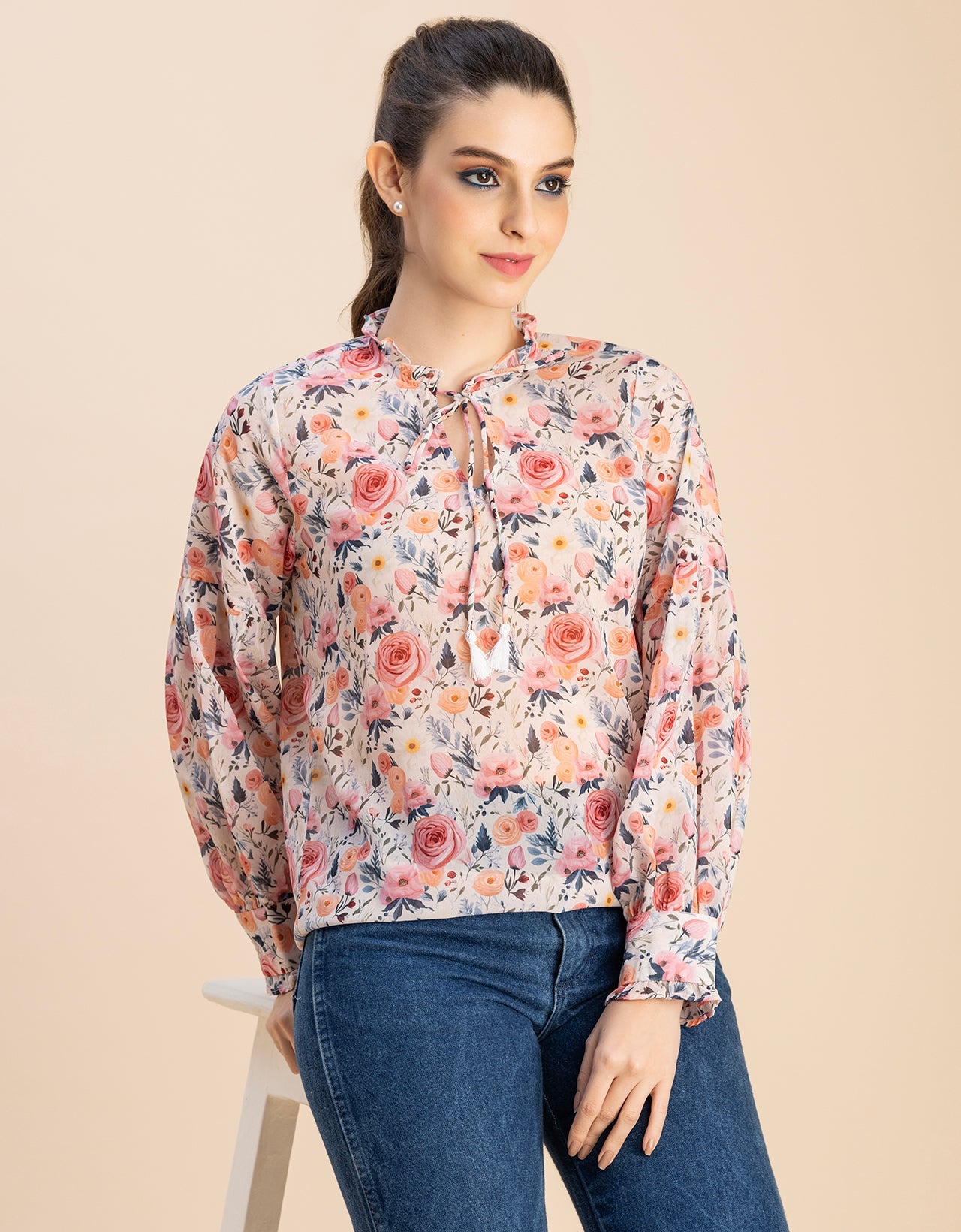 Fashionable V Neck/Tie Up Neck Top