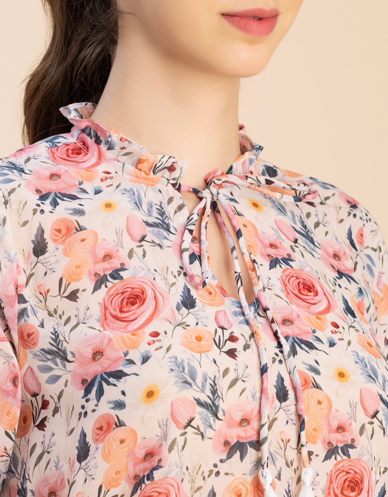 Fashionable V Neck/Tie Up Neck Top