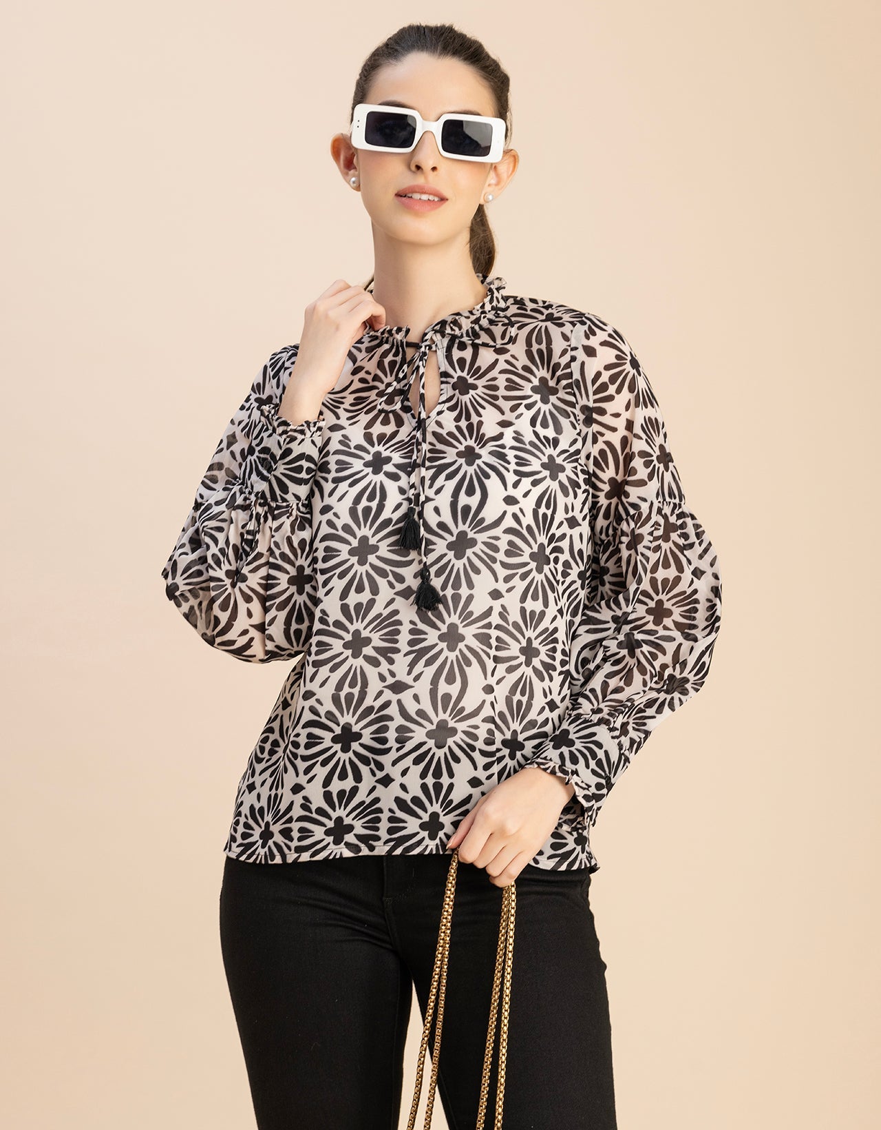 Fashionable V Neck/Tie Up Neck Top