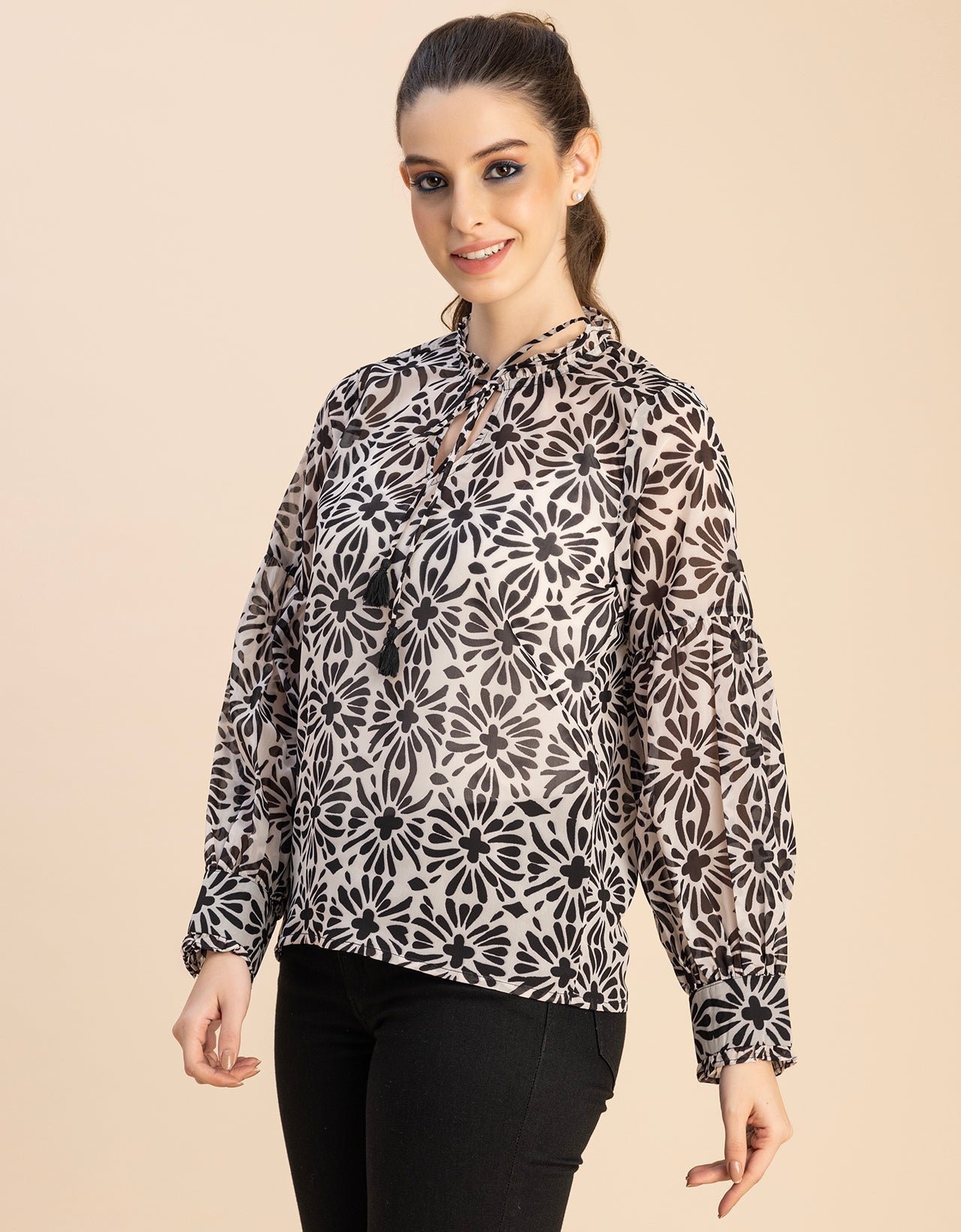 Fashionable V Neck/Tie Up Neck Top