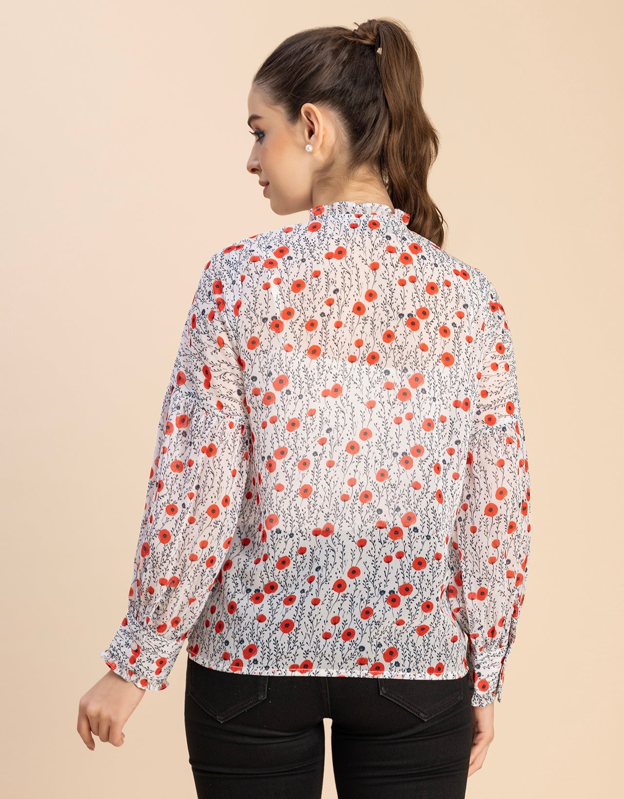 Fashionable V Neck/Tie Up Neck Top